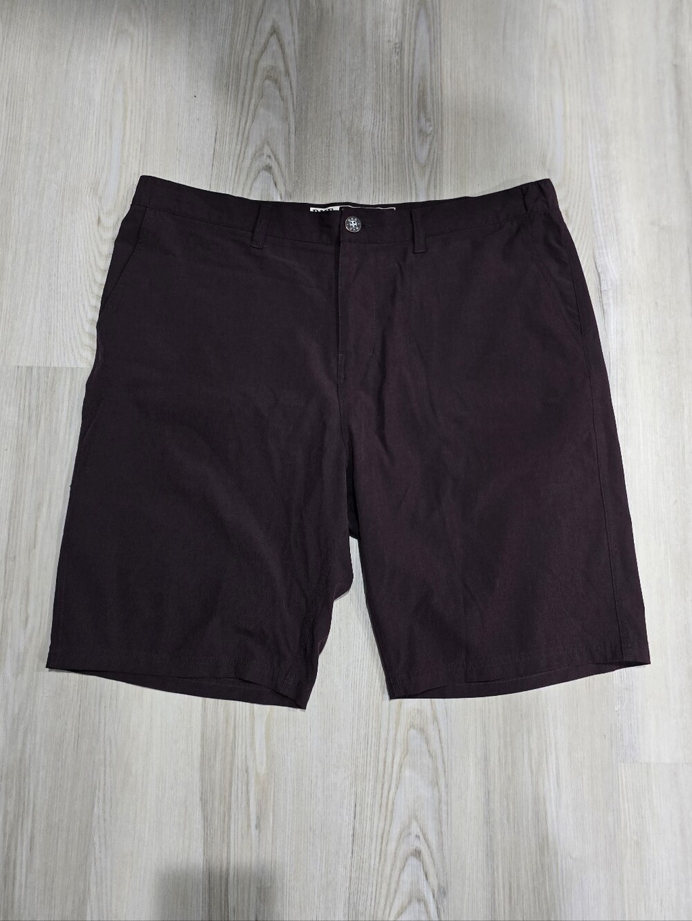 BKE Hybrid Standard Fit Men's Maroon Casual Shorts Size 38